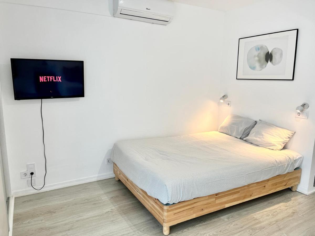 Cozy Central Studio Near The Beach 베날마데나코스타 외부 사진